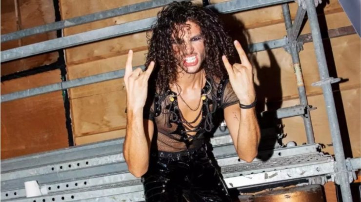 Biased Beast: Ο γιος της Στάλως Ηλία έχει σχέση με γνωστή Ελληνίδα τραγουδίστρια [εικόνα & βίντεο]