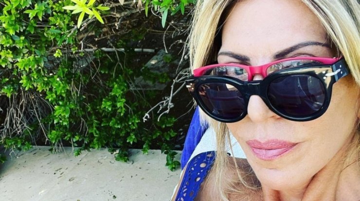 Ελίτα Μιχαηλίδου: "Eπέστρεψα στα θρανία, σπουδάζω, σε πολύ λίγο θα είμαι..." [βίντεο]