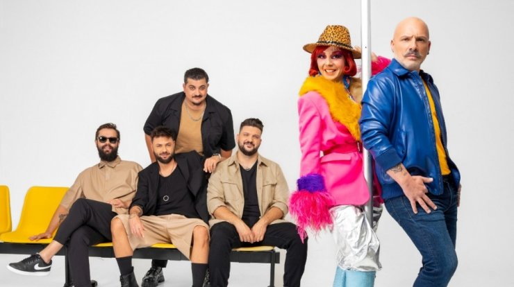 Ο Νίκος Μουτσινάς επιστρέφει σήμερα στο ΣΙΓΜΑ