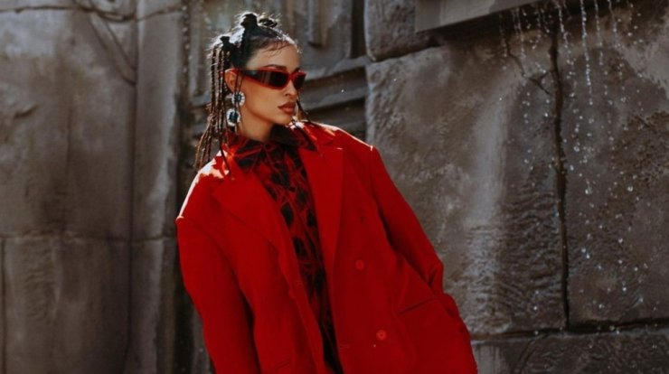 Ελένη Φουρέιρα: Η βραδινή έξοδος μετά από καιρό και ο εκνευρισμός με τους φωτορεπόρτερ [εικόνες]