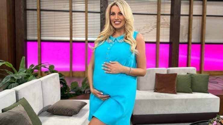 Κωνσταντίνα Σπυροπούλου: Περιμένει αγοράκι - Ο τρόπος που το γνωστοποίησε [βίντεο]