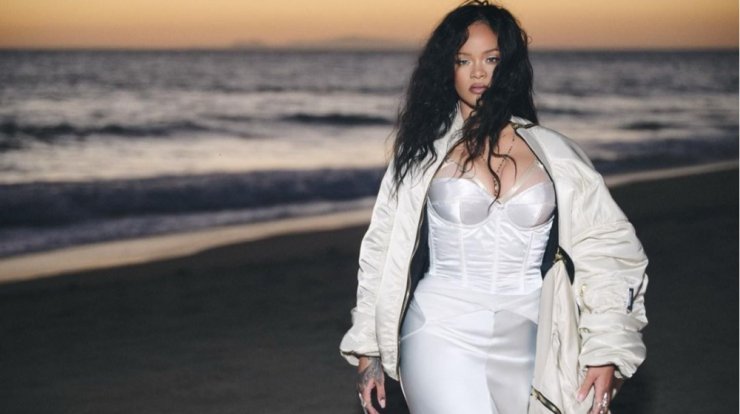 Rihanna: Χαρακτήρισε τον έξι μηνών γιο της: "αστείο, χαρούμενο, και...χοντρό"