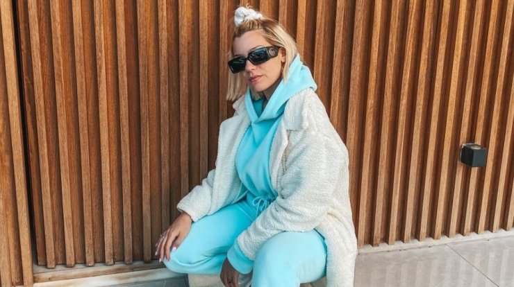 Άντρη Καραντώνη: Μας αποκάλυψε την ιδιαίτερη σύμπτωση στην οικογένειά της [εικόνα]