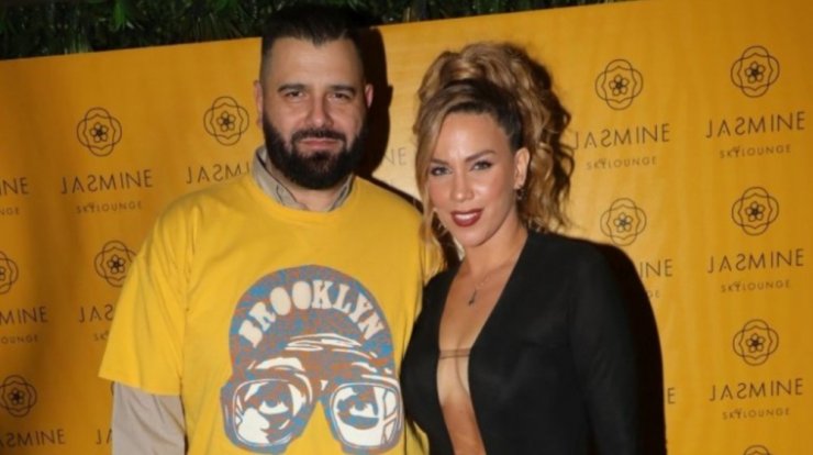 Κατερίνα Στικούδη: Σχολιάζει πρώτη φορά την υποψηφιότητα του συζύγου της στις βουλευτικές εκλογές [βίντεο]