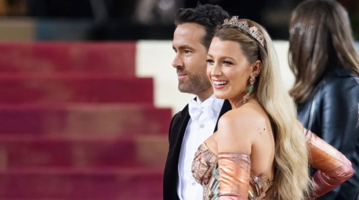 Blake Lively: Έφερε στον κόσμο το τέταρτο μωράκι της 