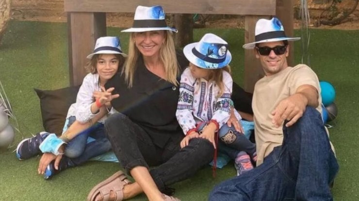 Αποστόλης Τότσικας: To φιλί στο στόμα με επώνυμη Ελληνίδα και η ατάκα των παιδιών του αν θα γυρίσει σπίτι