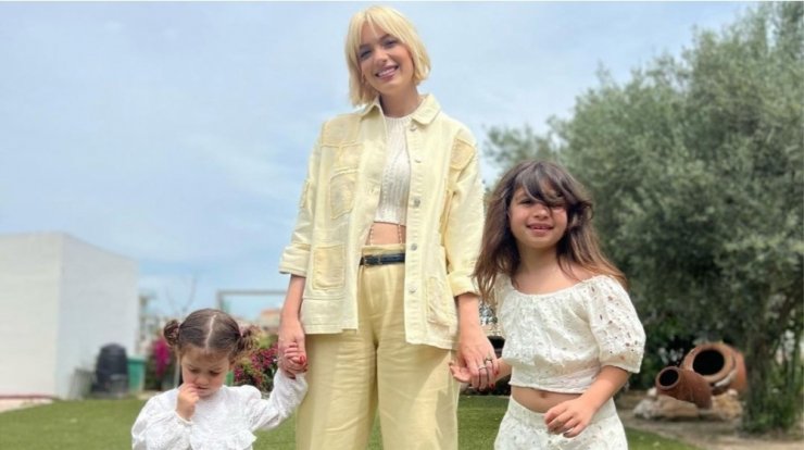 Άντρη Καραντώνη: Η καλοκαιρινή συνήθεια που ξεκίνησε με τις κόρες της [εικόνες]