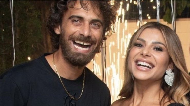 "Η Ελευθερία βρήκε άλλον, Μάριε την πάτησες"