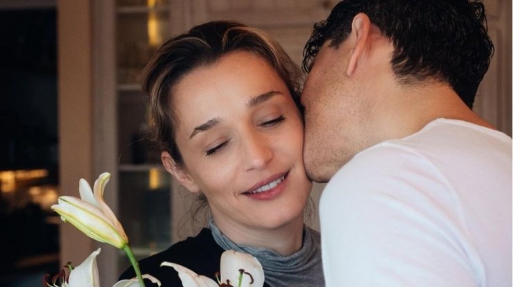 Ρουβάς - Ζυγούλη: Ρομαντική απόδραση σε πανέμορφο ελληνικό νησί [εικόνες]