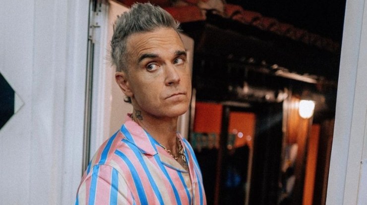 Robbie Williams: Προκάλεσε αντιδράσεις η ατάκα του για τους Έλληνες σε συναυλία του