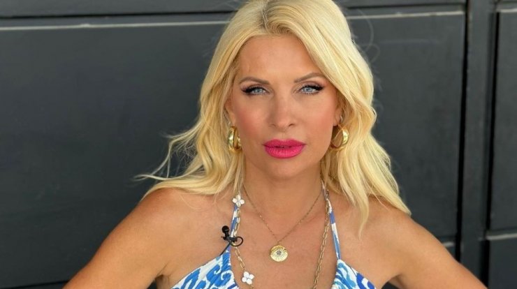 Ελένη Μενεγάκη: Είδαμε την πρώτη φωτογραφία από τις φετινές καλοκαιρινές της διακοπές 