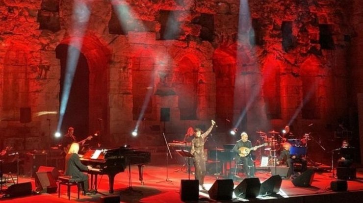 Γνωστή Κύπρια τραγουδίστρια κατεβαίνει υποψήφια στις εκλογές [εικόνα]