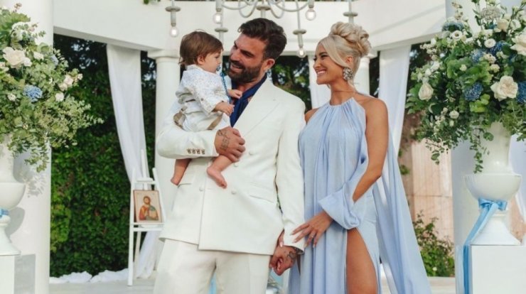 Τούνη - Αλεξάνδρου: Μπήκαν με τον Πάρη τους στο jacuzzi στο roof garden τους [εικόνα]