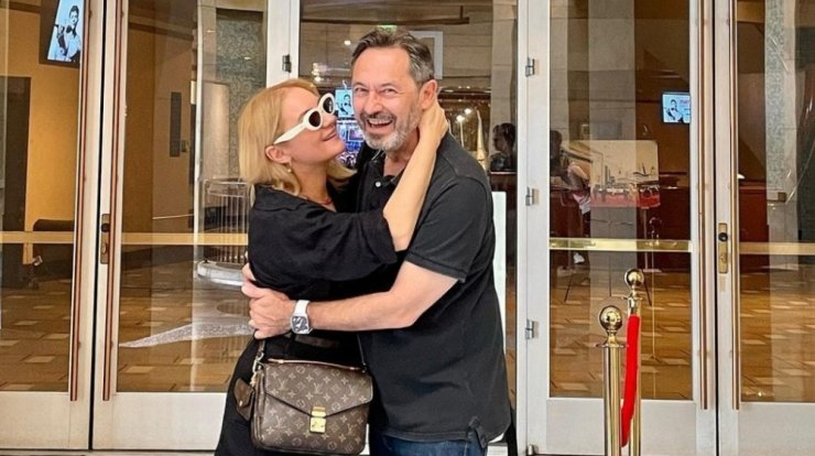 Αχιλλέας Γραμματικόπουλος: Το πάρτι για τα 59α γενέθλιά του - Η στιγμή που σβήνει την τούρτα του [βίντεο]