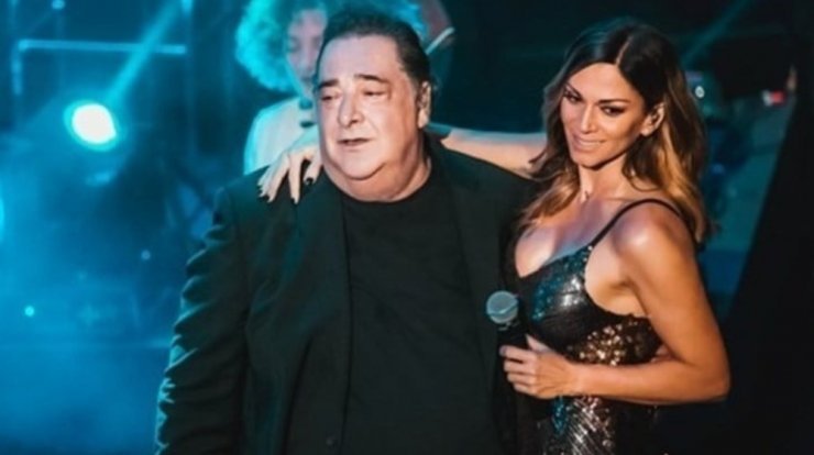 Έλλη Κοκκίνου για Καρρά: "Επικοινωνώ με τον τρόπο μου με την οικογένεια του"