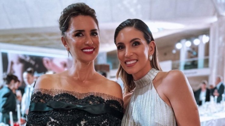 Αθηνά Οικονομάκου: Η συνομιλία με την Penelope Cruz στο Παρίσι 