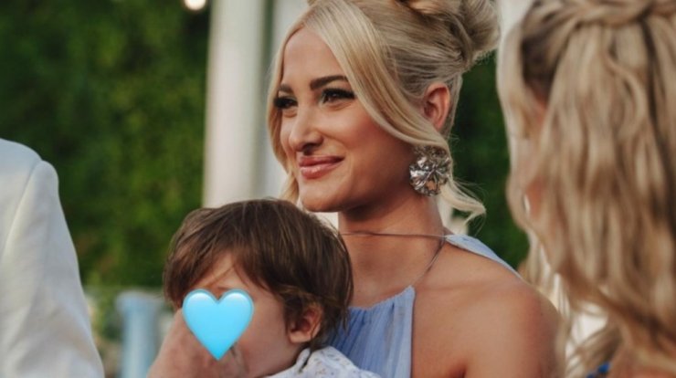 Ιωάννα Τούνη: Συγκινημένη ακούει τον γιο της να λέει "μαμά" για πρώτη φορά [βίντεο]