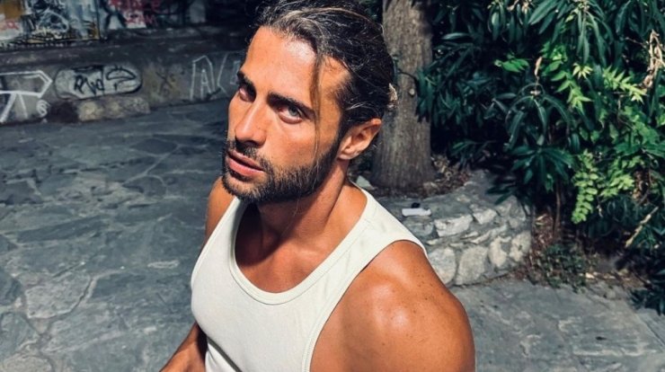 Κωνσταντίνος Βασάλος: Συνάντησε την "Dua Lipa" στο Amsterdam μετά το φλερτ στο instagram [εικόνες]