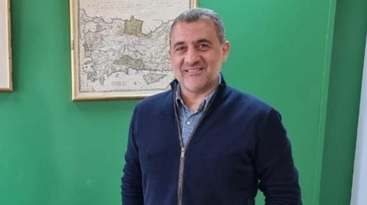 Λουκάς Φουρλάς: Η συγκίνηση για το στιγμιότυπο που μοιράστηκε μαζί μας από τα φοιτητικά του χρόνια [εικόνα]