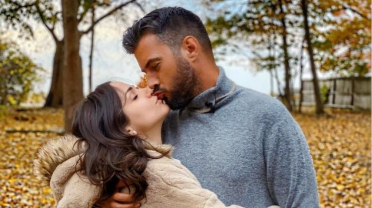 Κατερίνα Γερονικολού για κόρη Τσιμιτσέλη: "Νιώθω μια αμηχανία, γιατί αυτό το παιδί δεν ανήκει σε μένα"