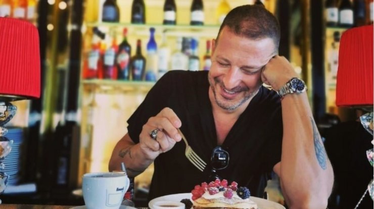 Χρύσανθος Τσουρούλλης: Τα παραδοσιακά κυπριακά φαγητά που φτιάχνει στο σπίτι του [βίντεο]