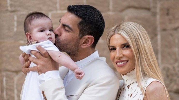 Σταύρος Κωνσταντίνου - Έλενα Ανδρέου: Ο γιος τους συμπλήρωσε 11 μήνες ζωής [εικόνα]