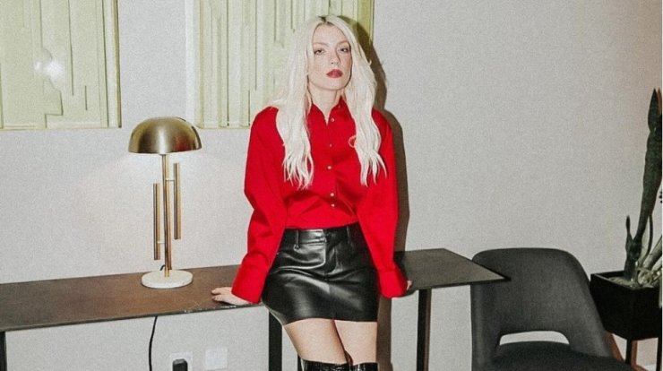 Άντρη Καραντώνη: Εξηγεί γιατί βρέθηκε μέσα στο νοσοκομείο [εικόνες]