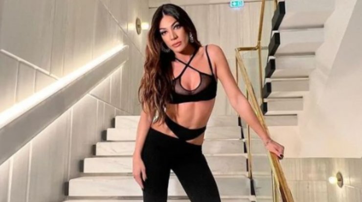 Ήβη Αδάμου: Διέγραψε όλες τις φωτογραφίες της από το instagram -  Τι συνέβη; [εικόνα] 