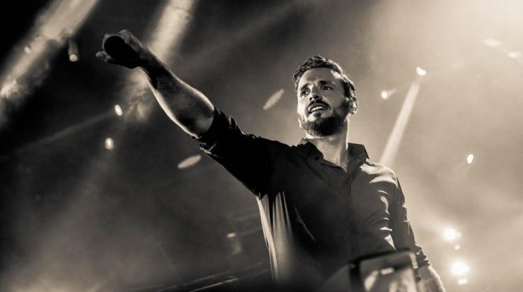 Αποκαλυπτικός ο Νίκος Βέρτης: "Δεν στερούμαι τίποτα με την κοπέλα μου"