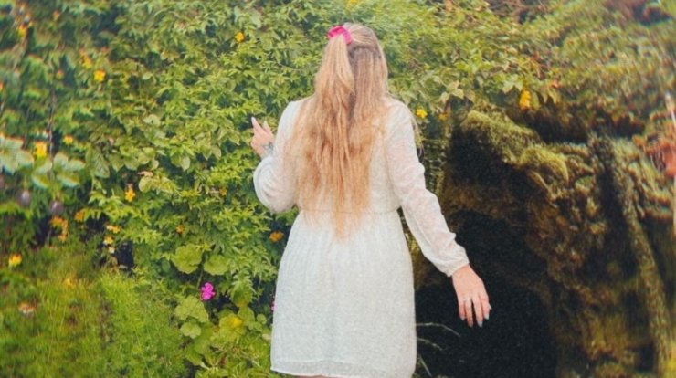 Γνωστή Κύπρια τηλεπερσόνα δηλώνει: "Γενικά, είμαι για τα πανηγύρια"