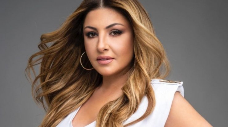 Έλενα Παπαρίζου: Ο δικηγόρος της ξεκαθαρίζει αν θα κινηθεί νομικά μετά το επεισόδιο στα Mad 