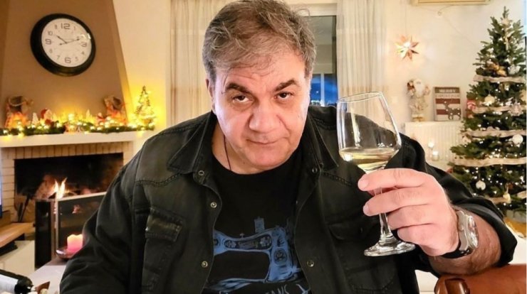 Δημήτρης Σταρόβας: "Είχα πει ότι αν παντρευτώ τρίτη φορά θα είναι με άντρα για να έχω..." [βίντεο] 