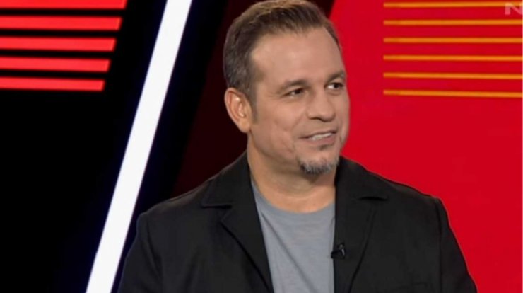 Ντέμης Νικολαΐδης: Το τραγούδι που αφιερώνει κάθε χρόνο στην κόρη του για τα γενέθλιά της [βίντεο]