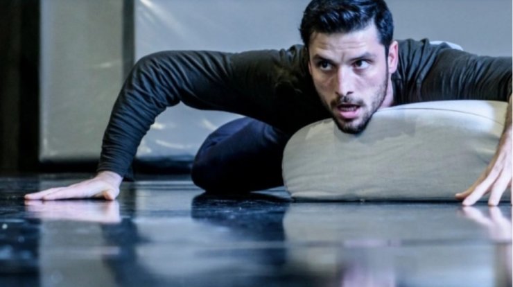 Σπύρος Χατζηαγγελάκης: Η πρώτη αντίδραση on camera μετά τον χαμό που προκλήθηκε με την φάρσα [βίντεο]