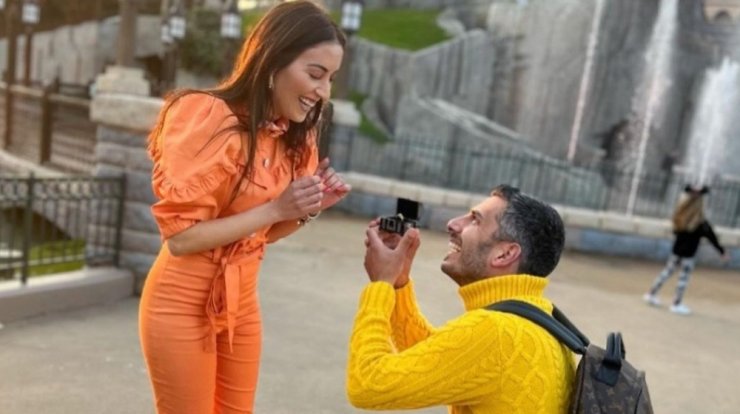 Άλκης Χρήστου: Αποκαλύπτει τις λεπτομέρειες της πρότασης γάμου που έκανε στη σύντροφό του [βίντεο]