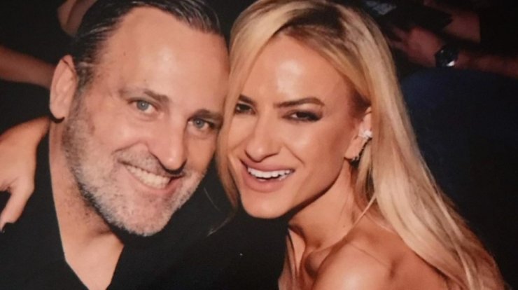 Έφη Παπαϊωάννου: Μαζί με τον σύντροφό της στη Μύκονο