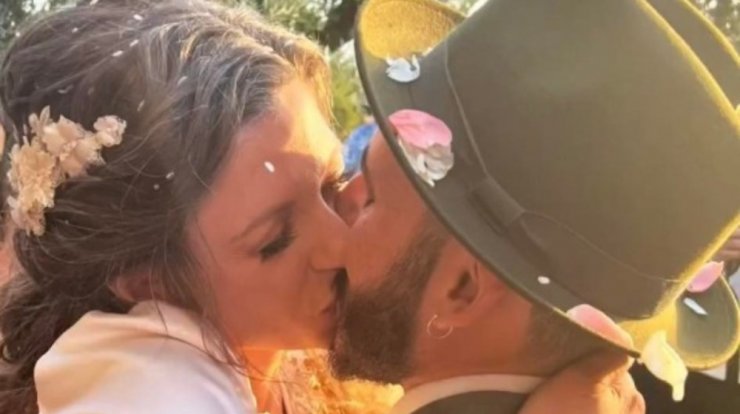 Βασίλης Χαραλάμπους - Νίκη Δραγούμη: Στιγμιότυπα από το πάρτι δεξίωσης του ρομαντικού τους γάμου [εικόνες & βίντεο]