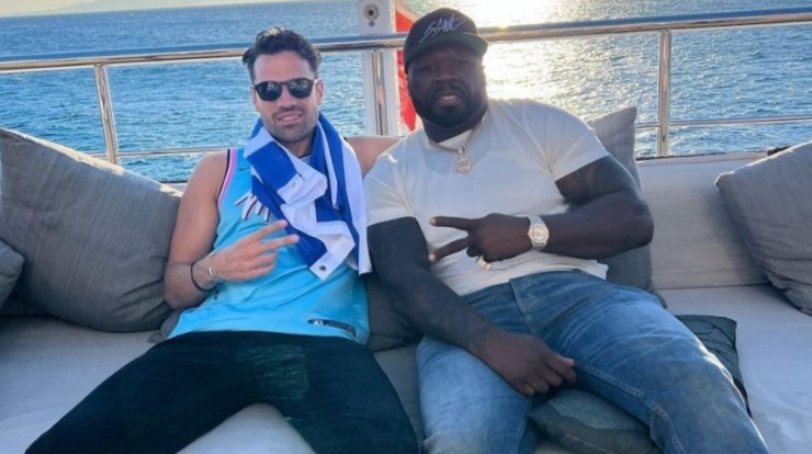 Κωνσταντίνος Αργυρός: Συνάντηση κορυφής σε γιοτ με τον 50cent πριν την συναυλία τους [εικόνες]