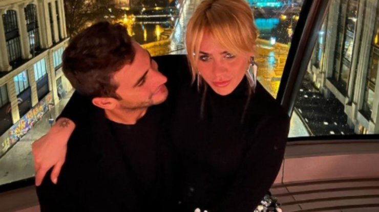 Κόνι Μεταξά: Δέχθηκε πρόταση γάμου από τον σύντροφό της! Πόζαρε με το μονόπετρο [εικόνες]