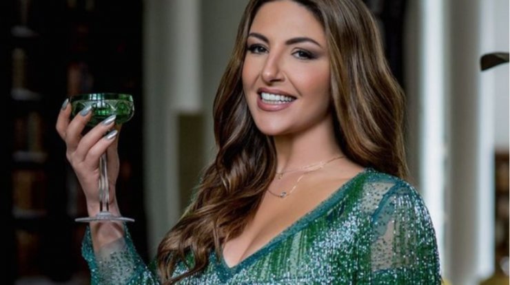 Έλενα Παπαρίζου: "Κανένας δεν μπορεί να αμφισβητήσει το πόσο Ελληνίδα νιώθω μέσα μου"