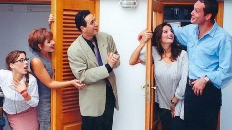 Είναι επίσημο! Ξανά μαζί τηλεοπτικά οι πρωταγωνιστές της σειράς "Κωνσταντίνου και Ελένης"!