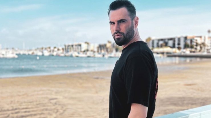 Γιώργος Παπαδόπουλος: Επισκέφθηκε χωριό της Κύπρου και μας έδειξε τι έμαθε να κάνει εκεί [βίντεο]