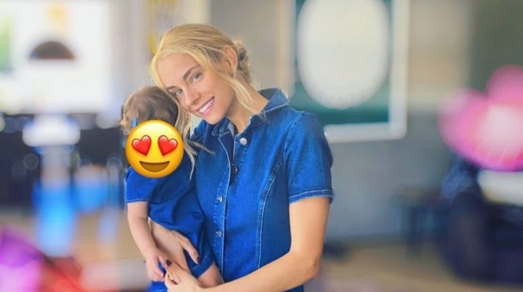 Δούκισσα Νομικού: To παράξενο και χαριτωμένο hair look που έκανε η κόρη της, Αναστασία [εικόνα]