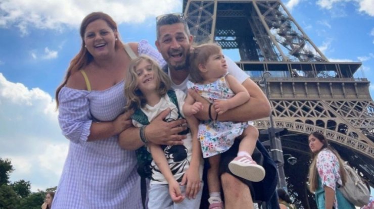 Μαριλένη Σταύρου: Το φωτογραφικό άλμπουμ της οικογένειας της από ταξίδι τους στο Παρίσι [εικόνες]