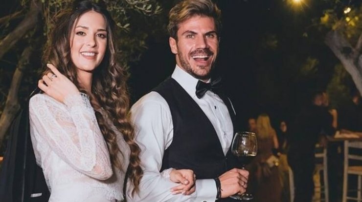 Άκης Πετρετζίκης: Η πρώτη του τηλεοπτική συνέντευξη μετά τον γάμο του και την απόκτηση παιδιού [βίντεο]