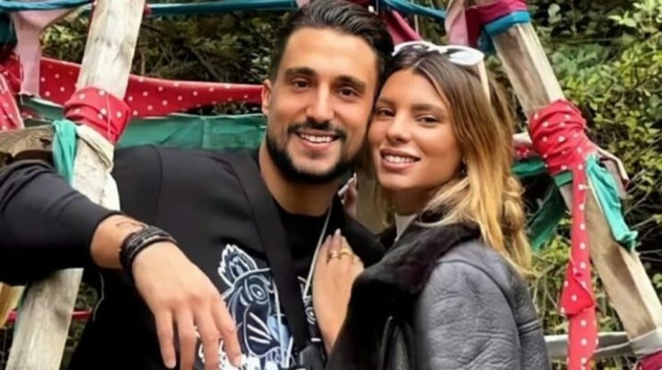 Σάκης Κατσούλης: "Θέλω η Μαριαλένα να γίνει η μητέρα των παιδιών μου" [βίντεο]