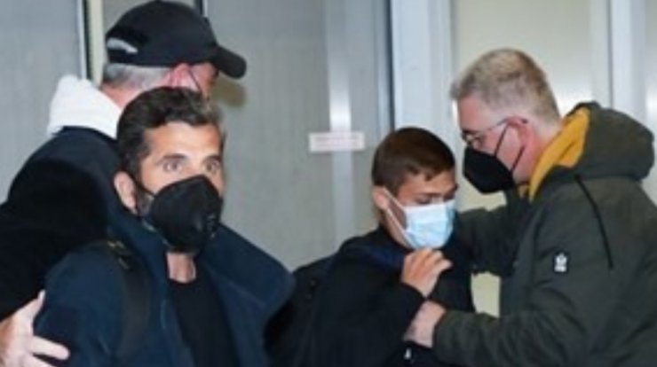 Επέστρεψαν στην Ελλάδα ο Θανάσης Βισκαδουράκης και ο Γιωρίκας Πιλίδης [εικόνες]