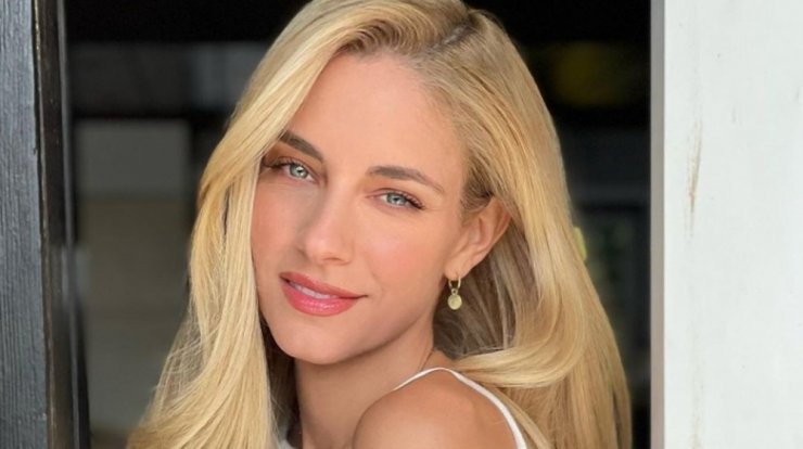 Δούκισσα Νομικού για τον σύζυγό της: "Είμαστε 8 χρόνια μαζί και με πιάνουν τα υπαρξιακά μου" [βίντεο]