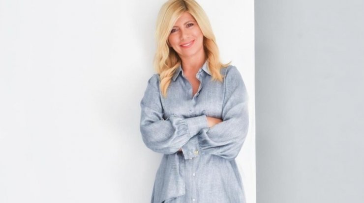 Ζήνα Κουτσελίνη: "Ο πατέρας μου με φαλτσέτα μαχαίρωσε τη μάνα μου" [βίντεο]