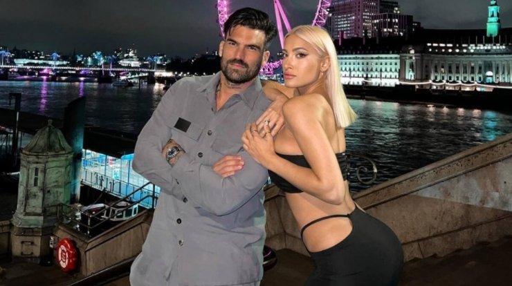 Τούνη - Αλεξάνδρου: Εξαφανίστηκαν οι κοινές φωτογραφίες τους και "έπεσαν" unfollow [εικόνα]